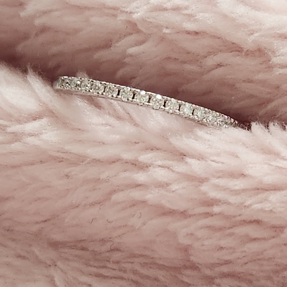 Moissanite 0.15ct Multi Stone Band - Picture 5 of 5